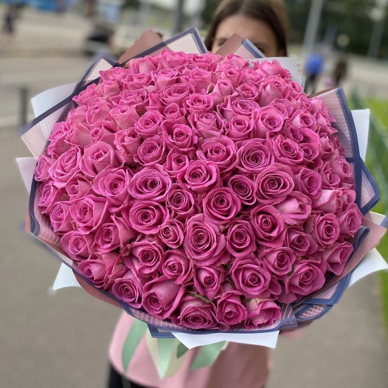 Купить букет из 101 розы в Москве